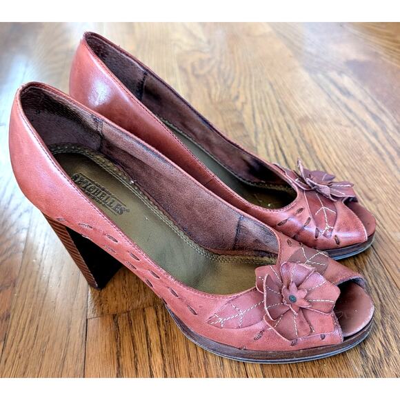 Seychelles Memory Lane Leather Vintage Style Peep Toe Flower Block Heel Size 9 - Picture 2 of 10